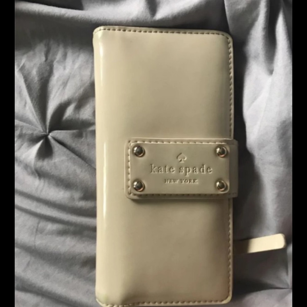 Kate spade wallet
